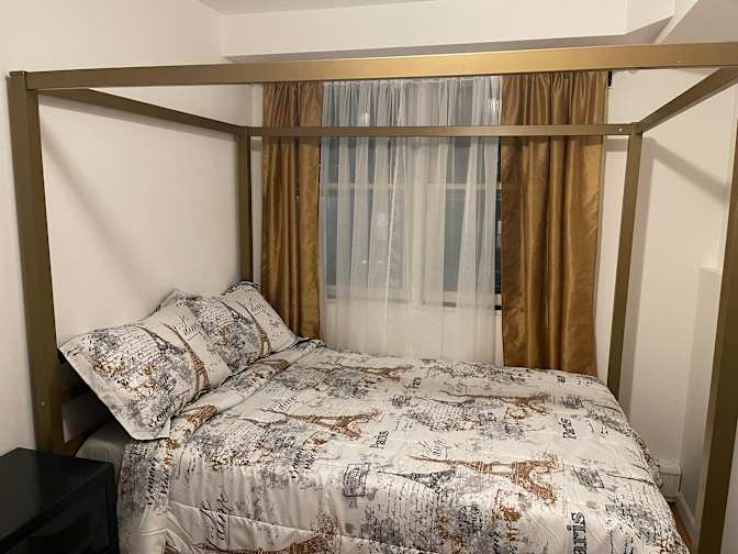 BROOKLYN APARTMENT SHARE LONG OR SHORT TERM's room