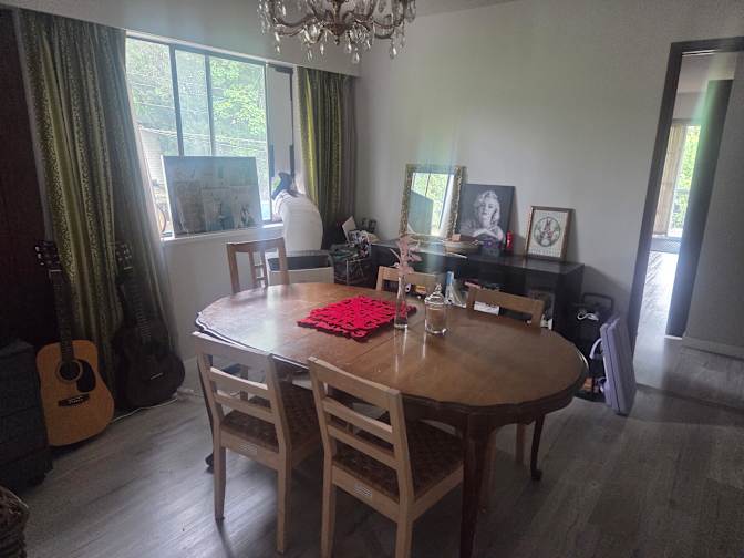 East 8th Avenue - Photo 12
