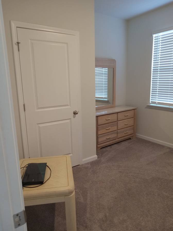 Linda Alonso's room