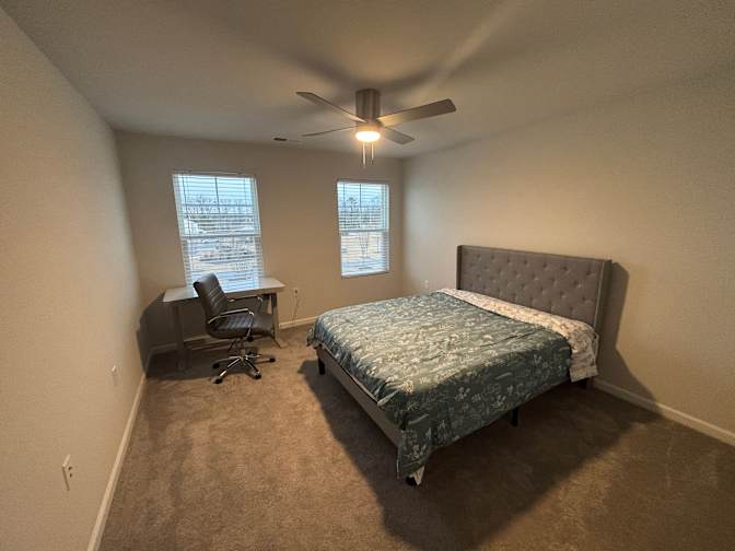 Alcove Rooms's room