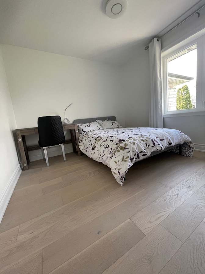 Vicky's room