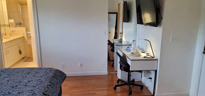 Nikhil Jyothi Shetty's room