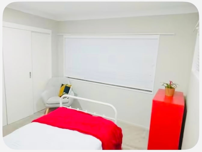 Dona's room