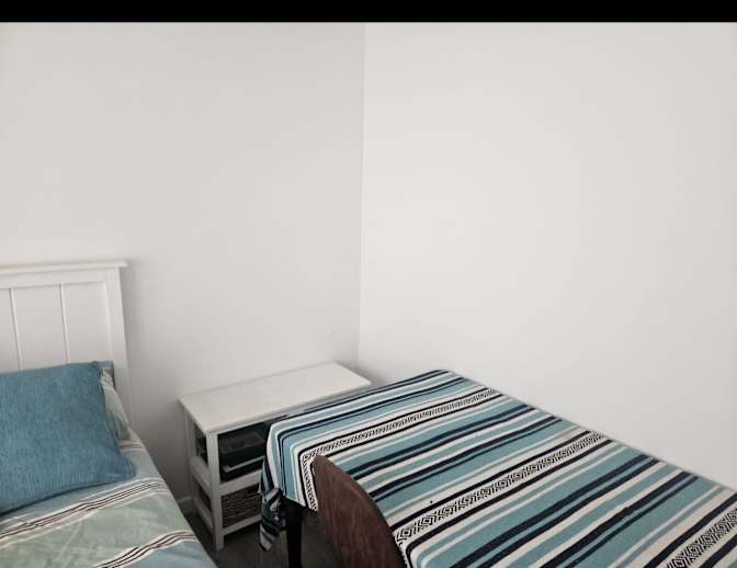 Leon's room