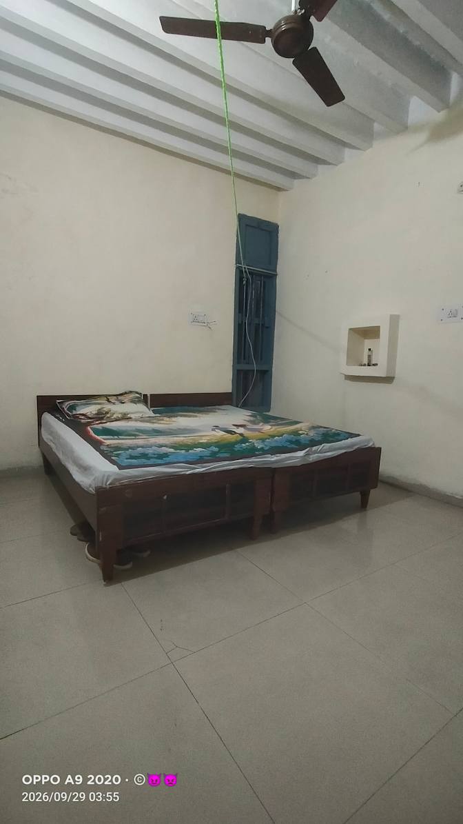 Sarabjit Singh's room
