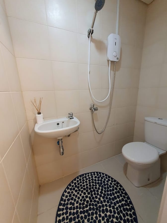 VVA EI's room