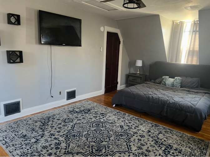Priscilla price's room