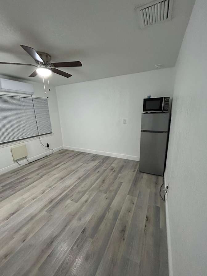Pablo Ochoa's room