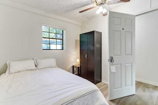 PadSplit's room