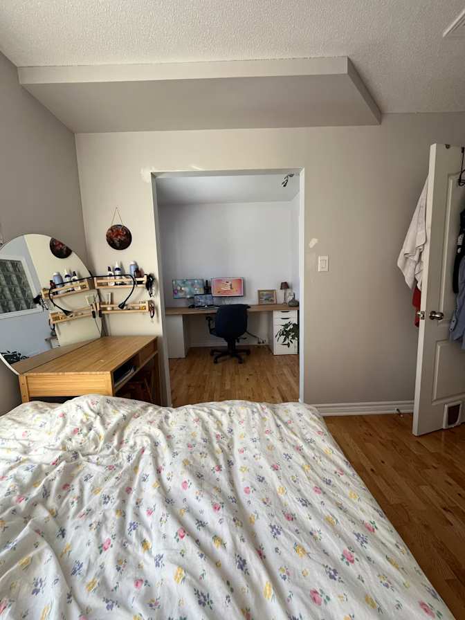 ouleiyah's room