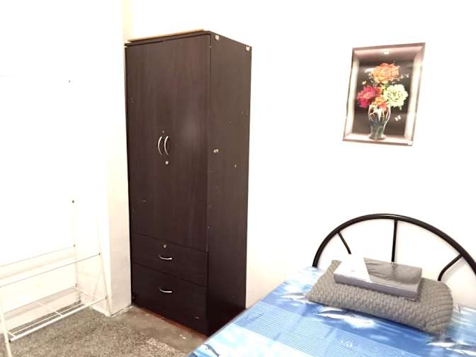 Roomy's room