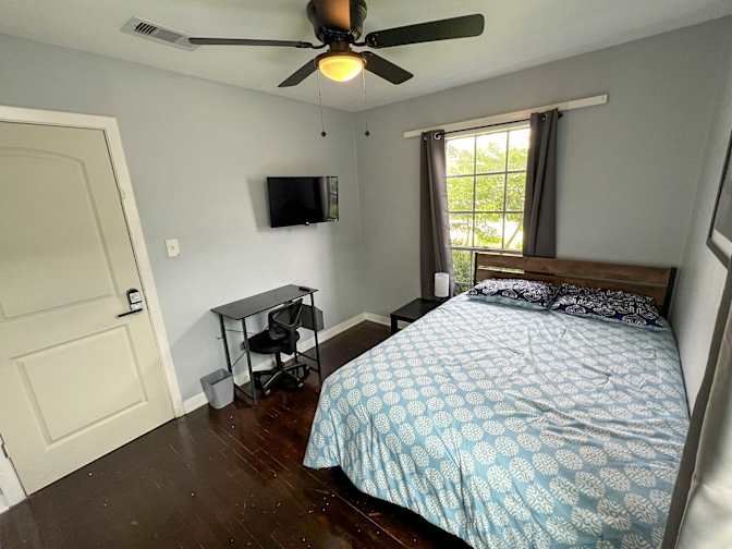 PadSplit's room