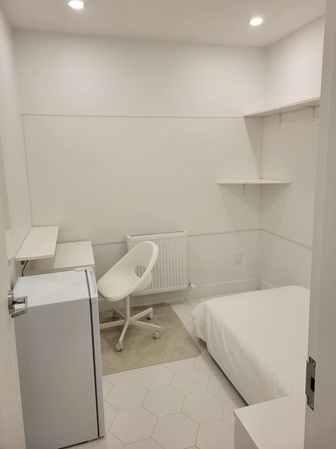 Oliver's room