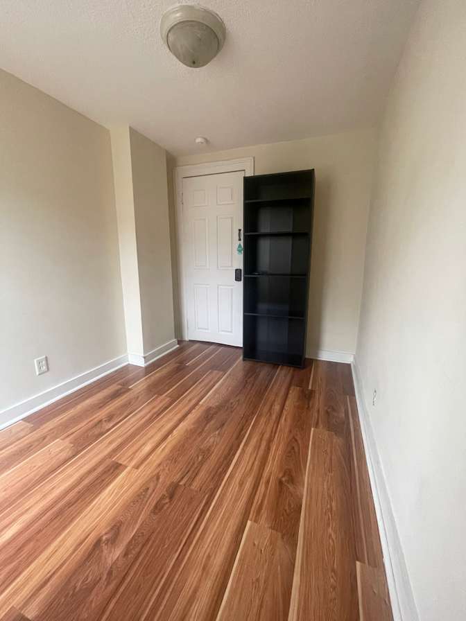 Raam's room