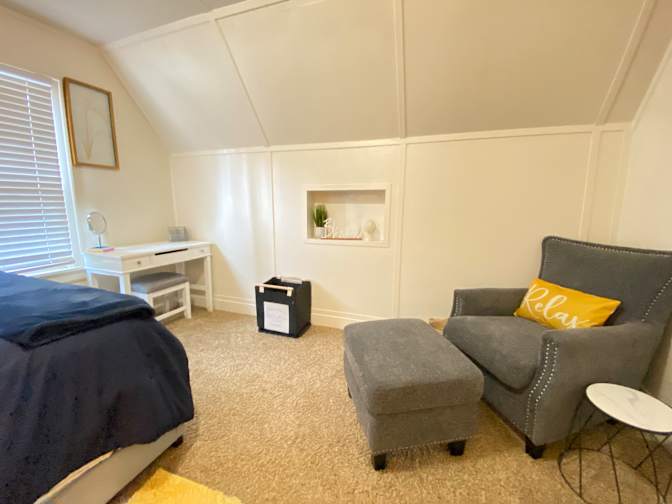 GiGi's room