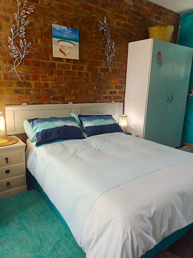 Lorraine's room