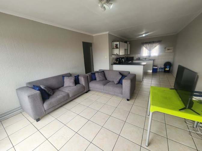Nontobeko's room
