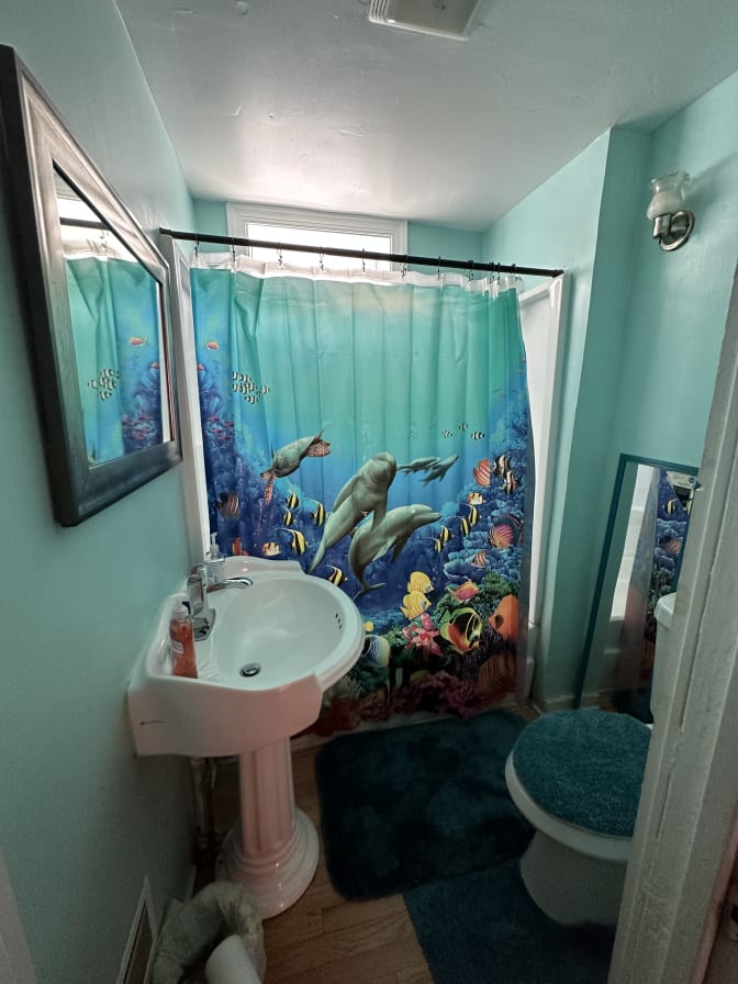 Necole's room