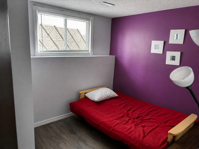 Jari's room