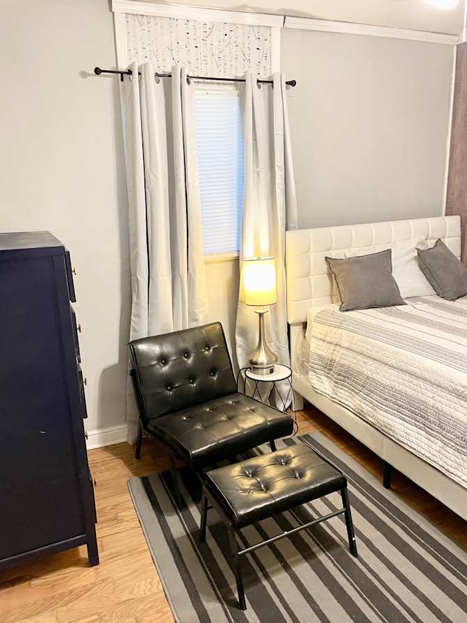 Paulette's room