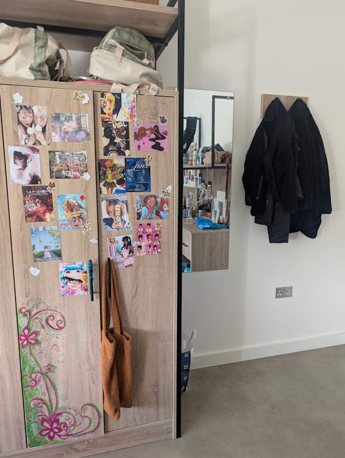 Lady's room