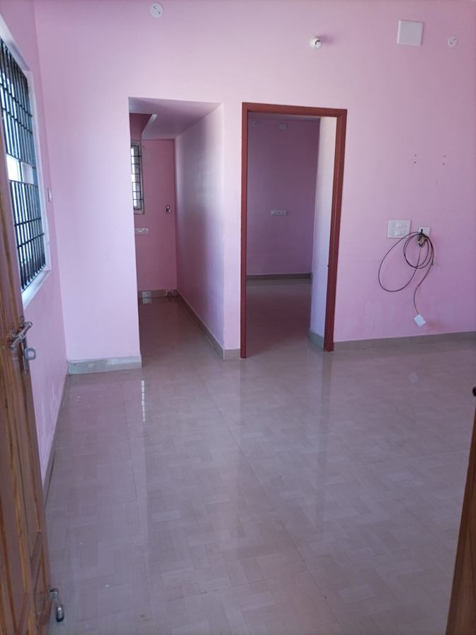 Nivi's room