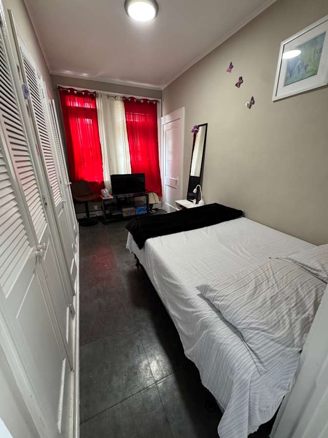 GREITCHA's room