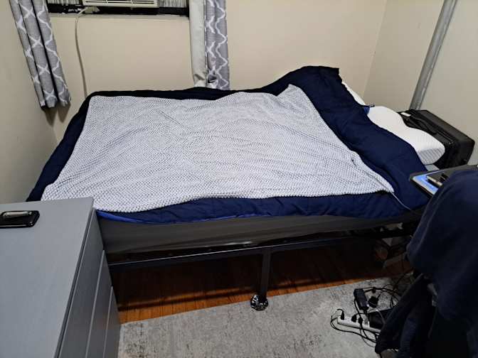 Juan's room