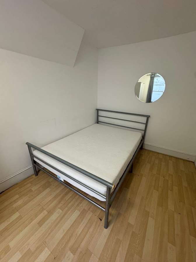 Lauren's room
