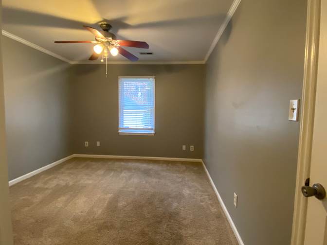 Alcove Rooms's room