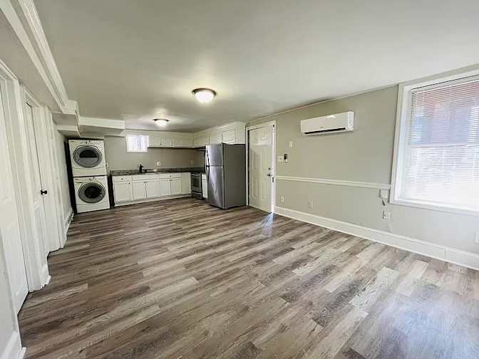 Alcove Rooms's room