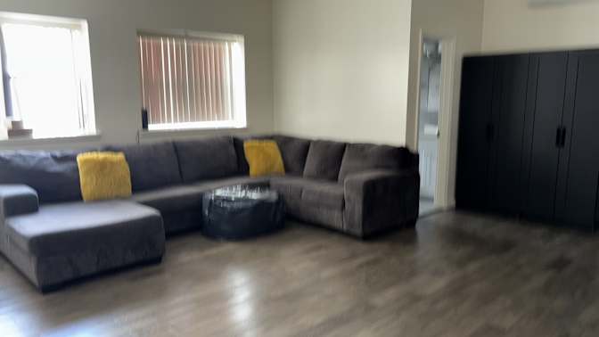 BROOKLYN APARTMENT SHARE LONG OR SHORT TERM's room
