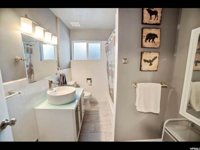 Katelyn's room