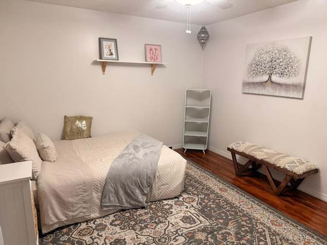 Sophya's room