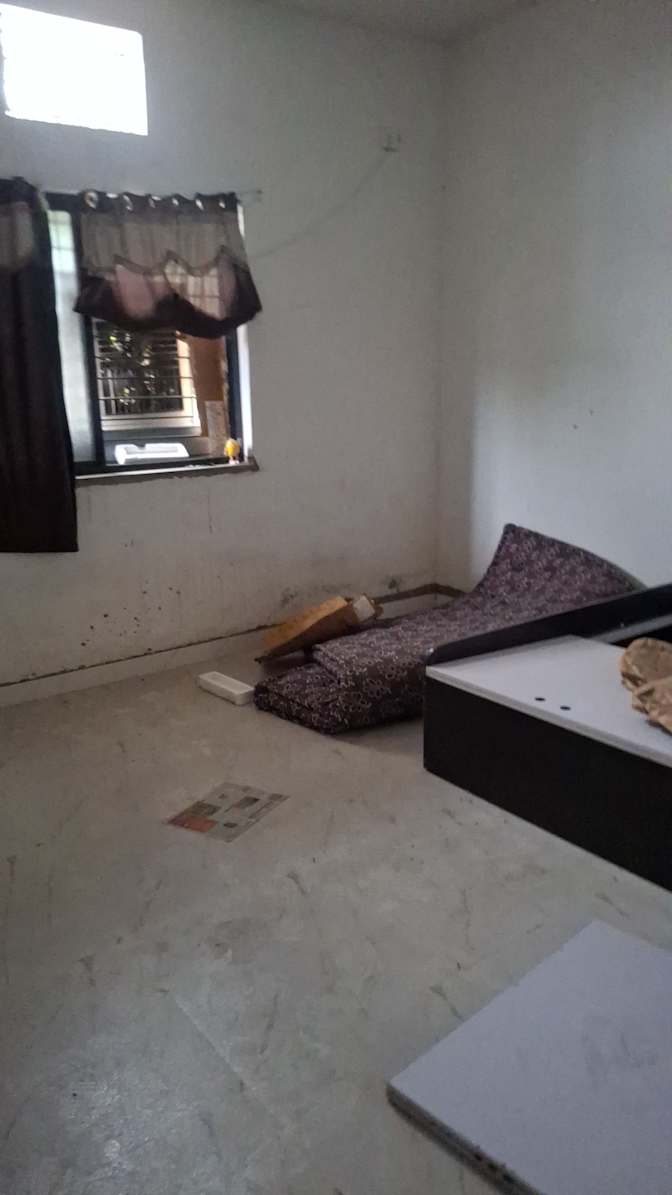 Sonu's room