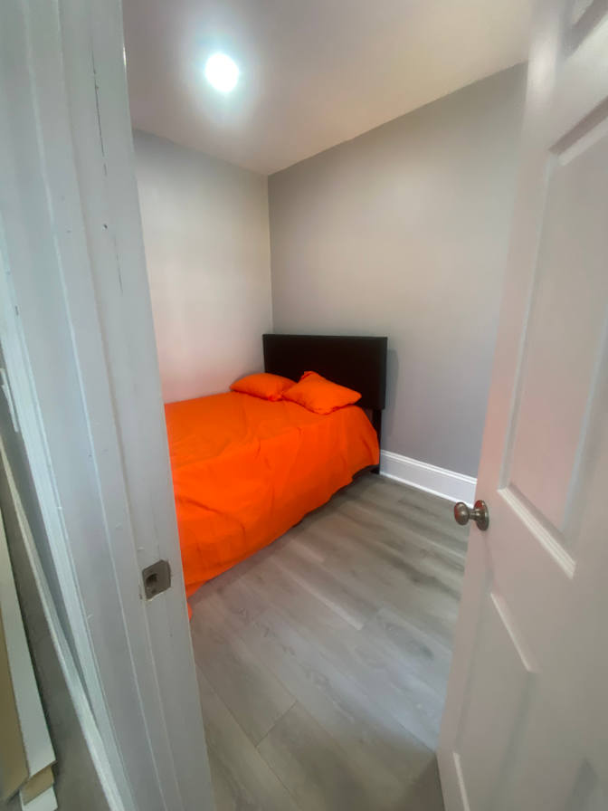 CRISTIAN ARANEDA's room