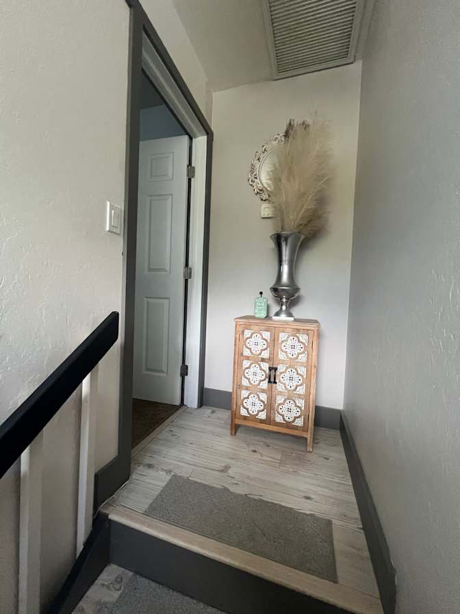 JOSEPH PIZZI's room