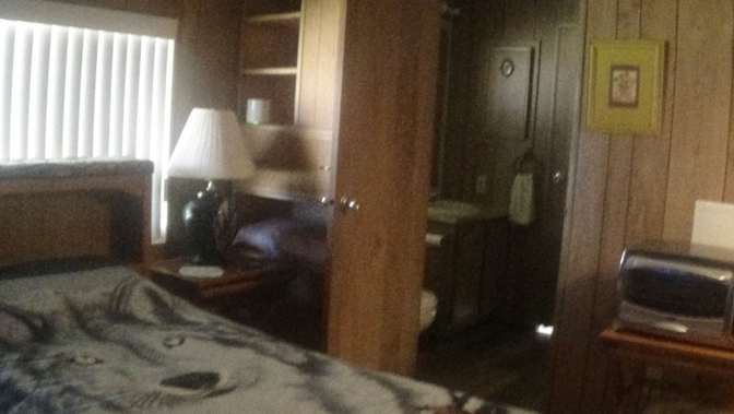 Caternia's room