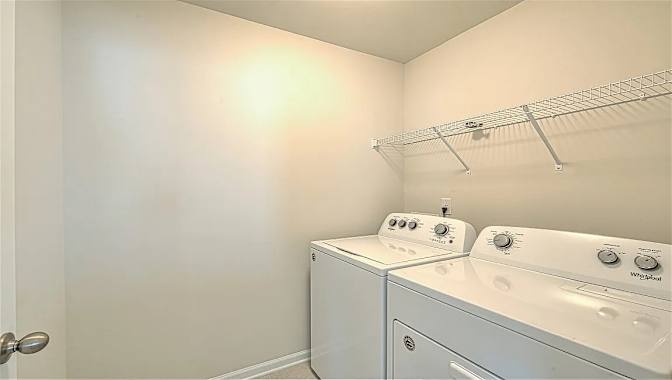 Alcove Rooms's room