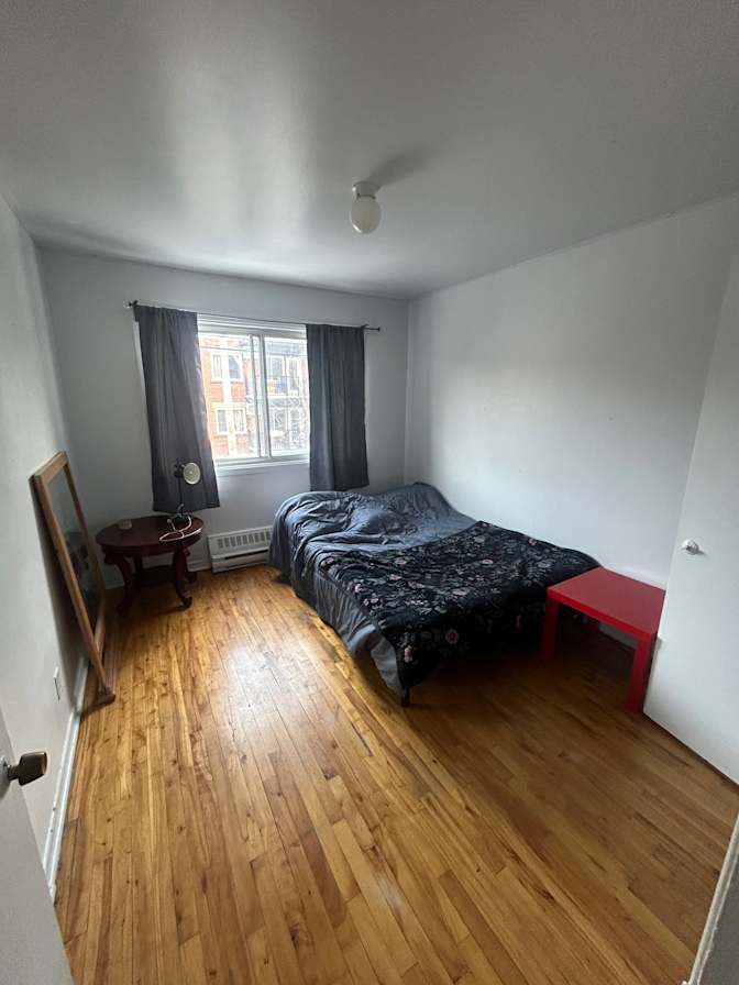 Samuel's room