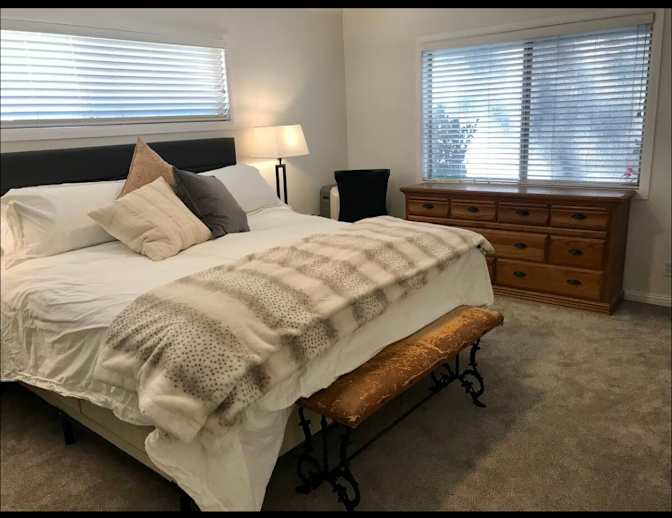 Lisa's room