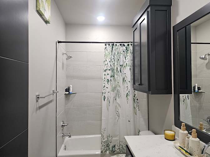 Asiawali's room