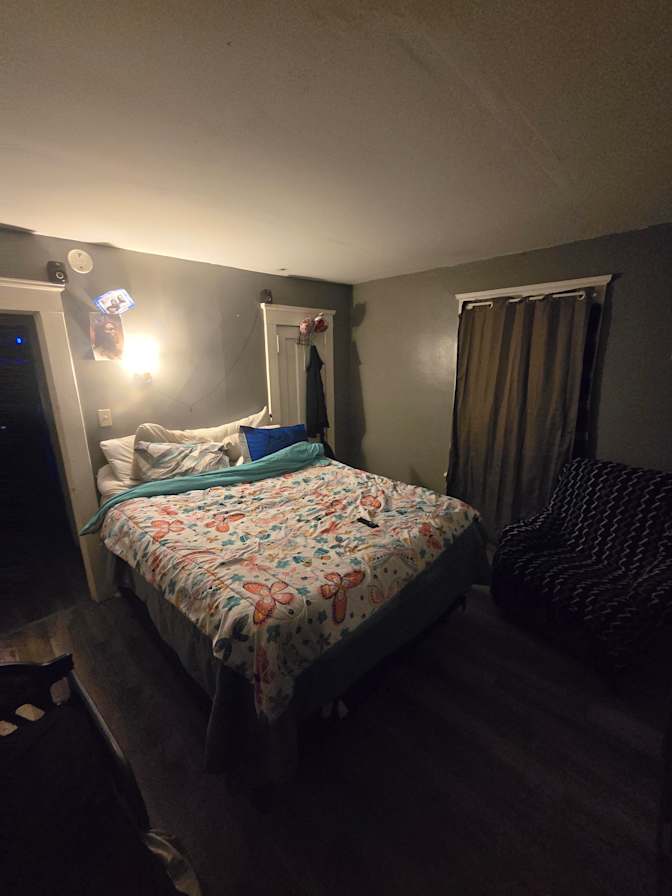 Colbe's room