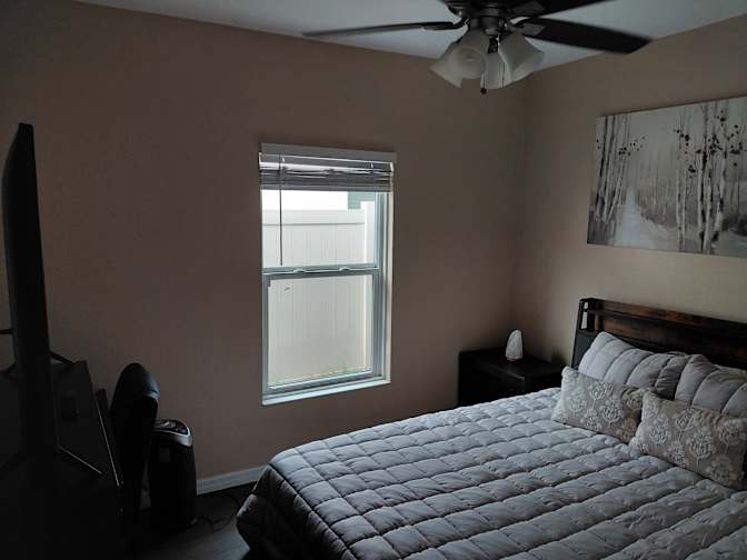 Thomas's room