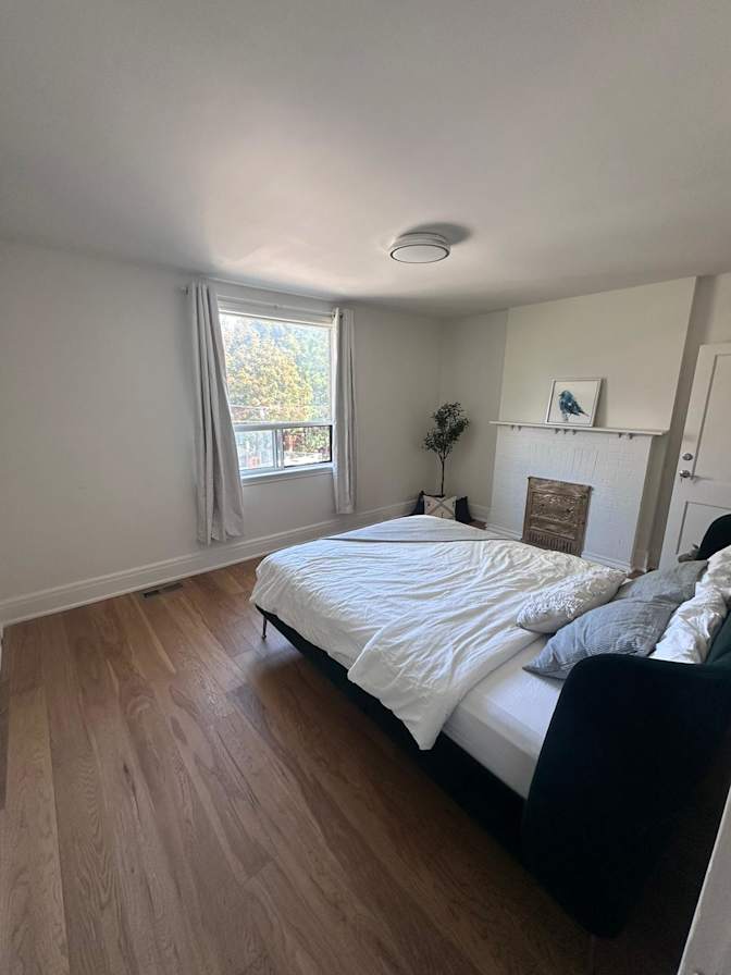 Raymond's room