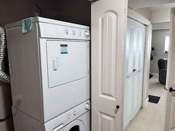 Basement Suite at Panorama Sullivan area in Surrey's room