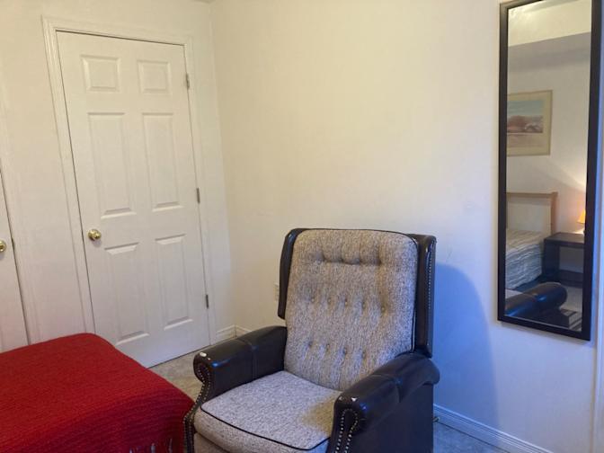 Dharshani's room