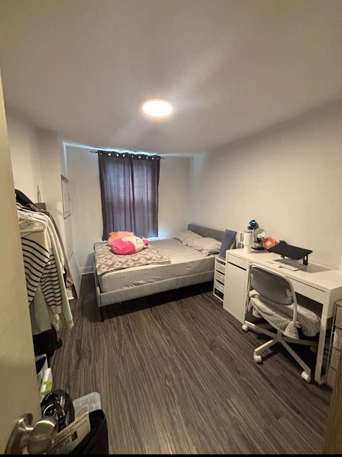 Talia's room
