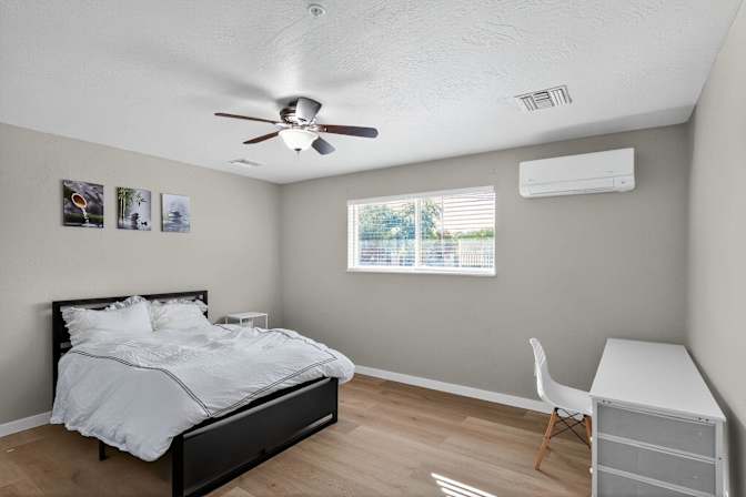 PadSplit's room