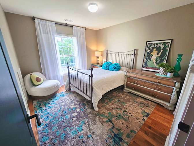 Julia's room